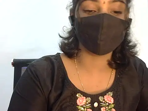 Hott Noor online show from October 30, 2025, 1:59 am