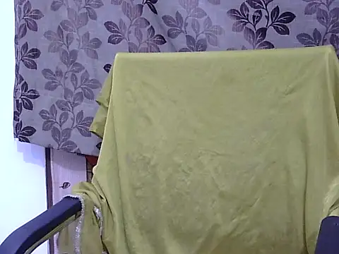 Hott Noor online show from September 20, 2025, 2:33 pm