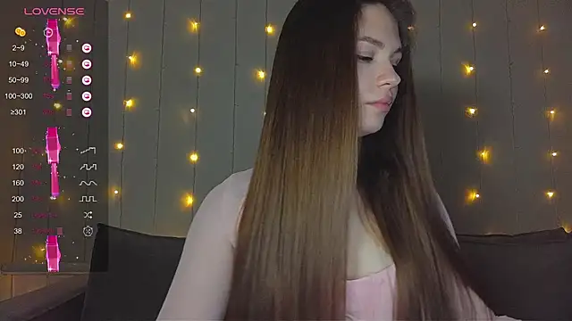 Snapshot of nature_starlight chatting on November 4, 2025, 12:09 pm nature starlight online show from November 4, 2025, 12:09 pm