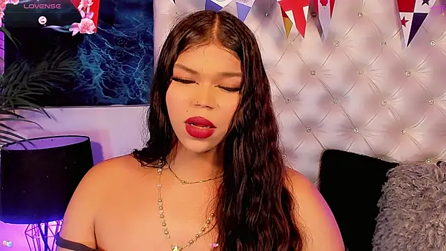Valeria Swett  online show from June 21, 2026, 8:31 am