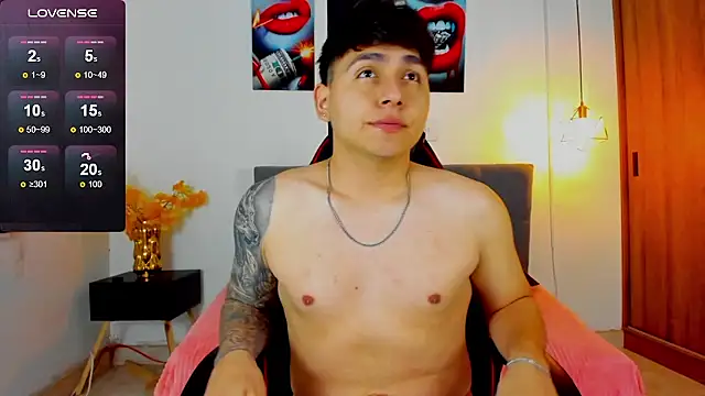 Snapshot of Nicolas_James_Sc chatting on February 11, 2026, 2:39 pm Nicolas James Sc online show from February 11, 2026, 2:39 pm