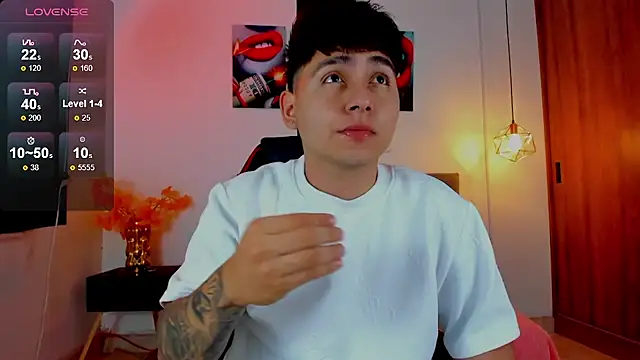 Snapshot of Nicolas_James_Sc chatting on February 5, 2026, 1:29 pm Nicolas James Sc online show from February 5, 2026, 1:29 pm