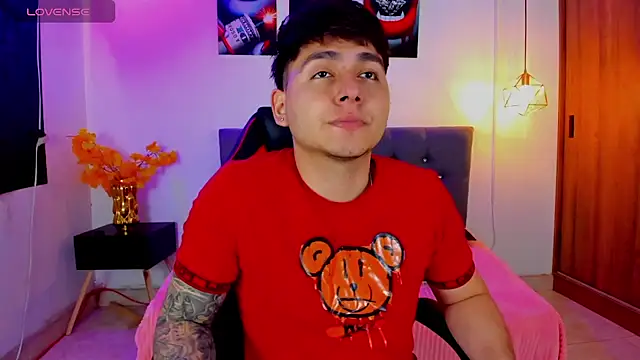 Snapshot of Nicolas_James_Sc chatting on February 9, 2026, 2:59 pm Nicolas James Sc online show from February 9, 2026, 2:59 pm