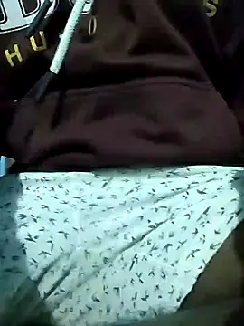 Chanti8096 online show from November 28, 2025, 5:13 pm