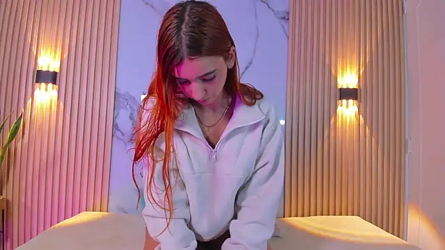 Alana 333 online show from November 14, 2025, 12:31 pm