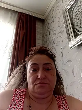  ateslisinirsiz  online show from September 14, 2025, 9:53 am