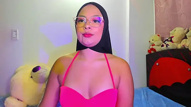 Burcu yaran online show from September 12, 2025, 1:06 am