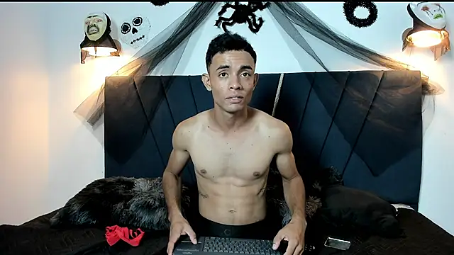 richsexymom online show from October 26, 2025, 1:06 am