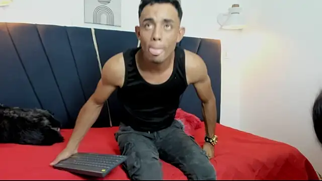 richsexymom online show from October 16, 2025, 1:47 am