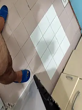 sert erkekk online show from December 14, 2025, 9:42 pm