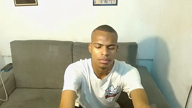 criss zuri online show from October 6, 2025, 11:55 am