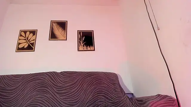 criss zuri online show from March 17, 2026, 3:26 pm