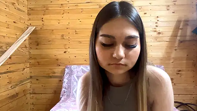 Snapshot of ellieluvureyes chatting on September 27, 2025, 8:20 am ellieluvureyes online show from September 27, 2025, 8:20 am