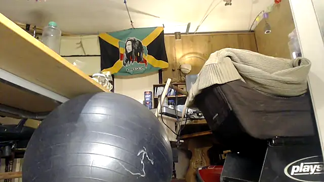 Snapshot of BiglovelyXXL chatting on February 9, 2026, 4:32 am BiglovelyXXL online show from February 9, 2026, 4:32 am