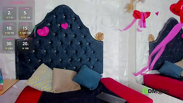 Snapshot of _mia_milf_ chatting on February 24, 2026, 6:25 am mia milf online show from February 24, 2026, 6:25 am