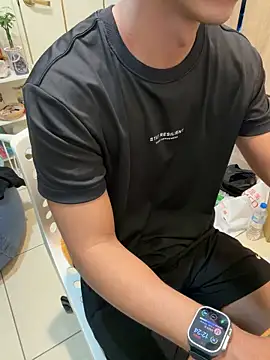 Snapshot of black_xun chatting on February 19, 2026, 4:26 pm black xun online show from February 19, 2026, 4:26 pm