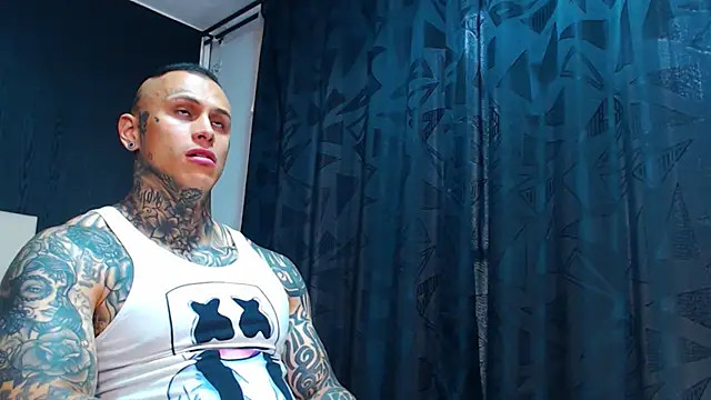 aaron flex online show from October 7, 2025, 1:12 pm
