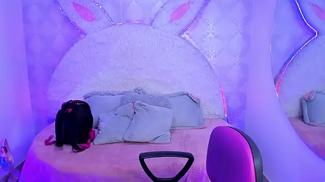 Snapshot of Gaby_louse chatting on February 6, 2026, 8:05 pm Gaby louse online show from February 6, 2026, 8:05 pm