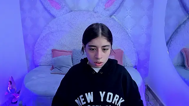 Gaby louse online show from March 16, 2026, 7:27 pm