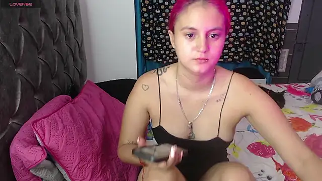 EmilyCoy  online show from March 20, 2026, 6:36 am