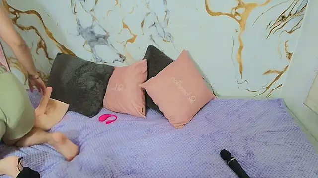 Snapshot of EmilyCoy_ chatting on February 24, 2026, 3:18 am EmilyCoy online show from February 24, 2026, 3:18 am