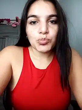 chloe 90 online show from September 9, 2025, 11:36 pm