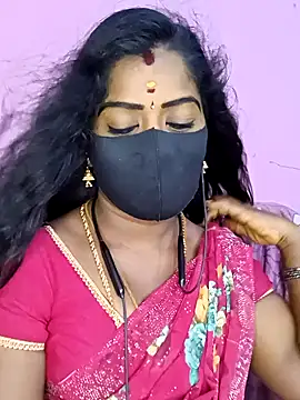 Snapshot of tamilammukuttyy chatting on April 19, 2026, 4:24 am tamilammukuttyy online show from April 19, 2026, 4:24 am