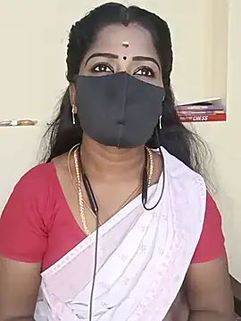 Snapshot of tamilammukuttyy chatting on June 23, 2026, 5:05 am tamilammukuttyy online show from June 23, 2026, 5:05 am