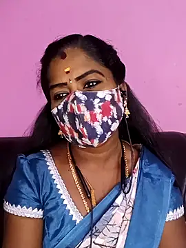 Snapshot of tamilammukuttyy chatting on April 18, 2026, 5:43 am tamilammukuttyy online show from April 18, 2026, 5:43 am