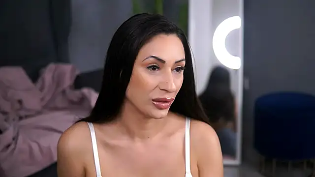 Snapshot of SarahMystique chatting on November 20, 2025, 2:18 pm SarahMystique online show from November 20, 2025, 2:18 pm