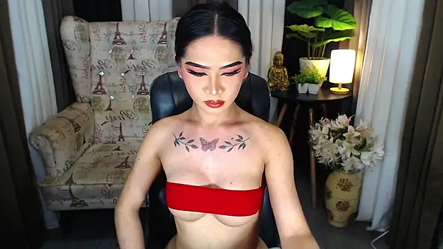 MariaLucyJasminx online show from November 8, 2025, 8:23 pm