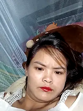 Snapshot of xinhxinhcute chatting on September 15, 2025, 11:27 pm xinhxinhcute online show from September 15, 2025, 11:27 pm