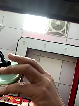 dajiba4718 online show from November 28, 2025, 2:17 pm