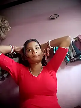 Hot Mayra  online show from November 8, 2025, 5:00 am