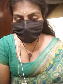 Snapshot of Nithiila chatting on February 18, 2026, 2:46 pm Nithiila online show from February 18, 2026, 2:46 pm