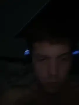 Duanennnn online show from October 8, 2025, 2:13 am