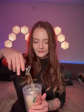 -Meowy- online show from November 11, 2025, 10:26 pm