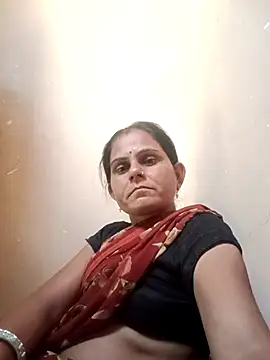 Snapshot of Hot_rachnasexy chatting on May 13, 2026, 2:18 am Hot rachnasexy online show from May 13, 2026, 2:18 am