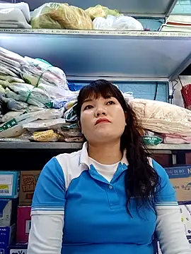 Thao xx online show from October 12, 2025, 2:46 am
