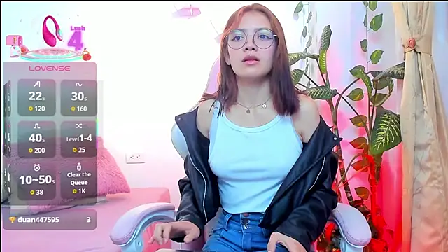 Jade22   online show from October 1, 2025, 2:10 pm