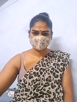 sherlin24 online show from October 29, 2025, 3:33 pm