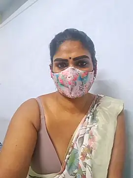 sherlin24 online show from November 4, 2025, 4:11 pm