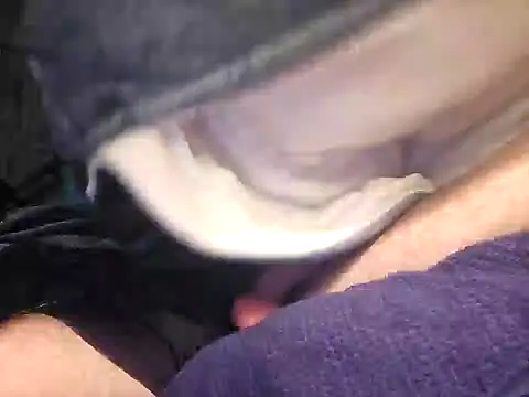 Snapshot of slavemeat433 chatting on October 1, 2025, 5:28 pm slavemeat433 online show from October 1, 2025, 5:28 pm