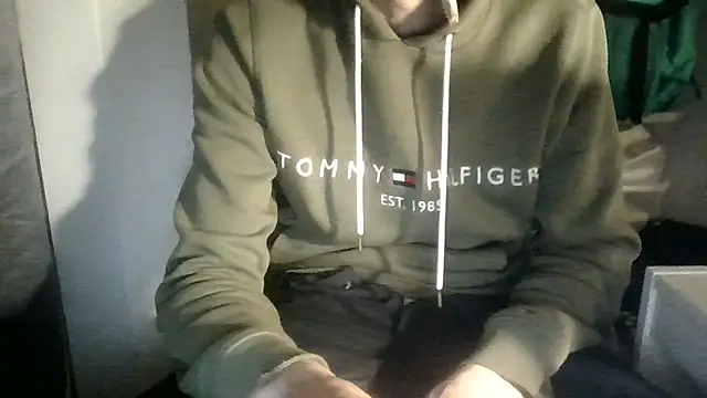 juju78jujuu online show from October 18, 2025, 5:59 pm