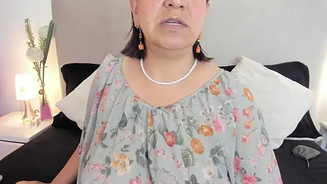 Angel Velvet online show from March 31, 2026, 8:11 pm