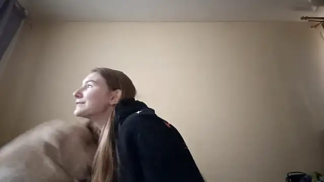 Nymera flare online show from November 20, 2025, 6:14 am