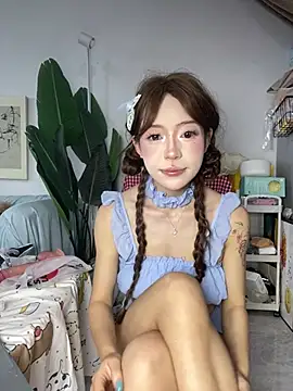 xiao-e-88 online show from August 8, 2026, 9:38 am