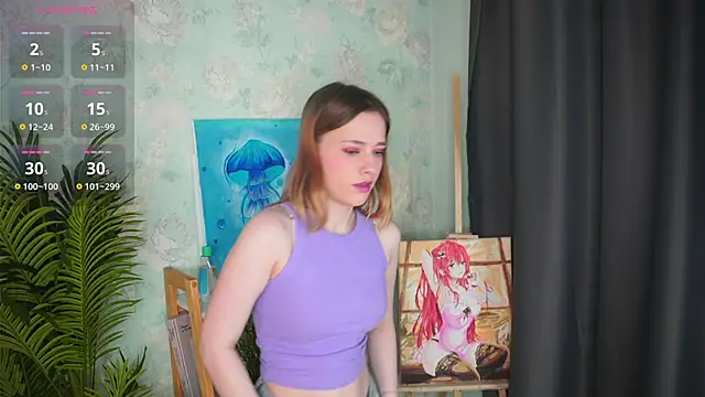 HollieCollelo online show from April 12, 2026, 3:10 am