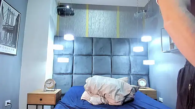 HunterHeat  online show from November 6, 2025, 11:58 am