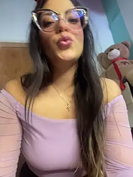 alilith online show from December 17, 2025, 6:57 pm